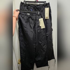 Women's Black Parachute Pants, S Or Xs, Price Is For 1